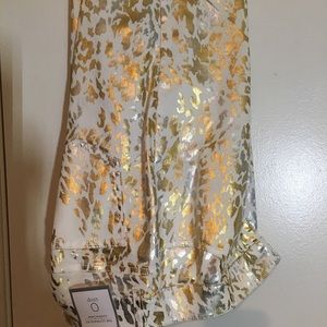 Chico’s Women’s Platinum Jeans New: Cheetah Shine.